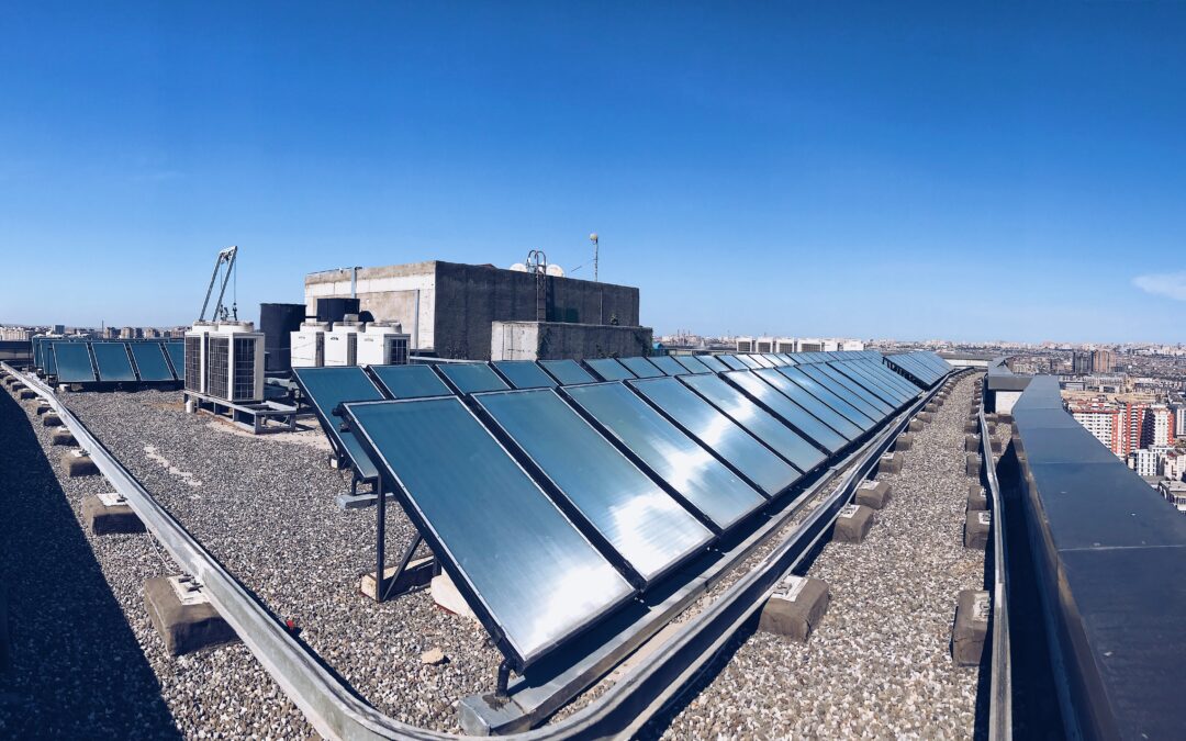 Solar Thermal 80+ collectors 5 tonn storage Demirchi Plaza